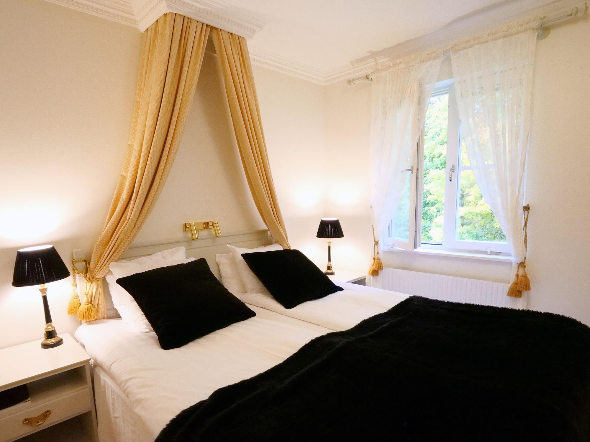 Gnesta Soedertuna Slott מראה חיצוני תמונה
